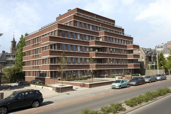 Rental property in Badhuisweg, The Hague