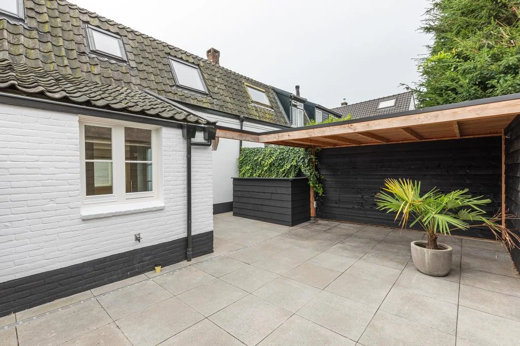 Rental property in Cornelis Bakkerlaan 30a, Laren