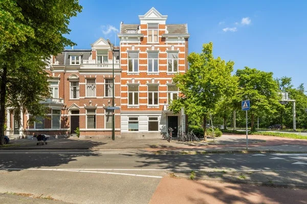 Rental property in Jan van Nassaustraat 5C, The Hague