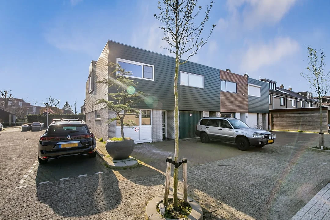 Rental property in Maasdal 45, Capelle aan den IJssel