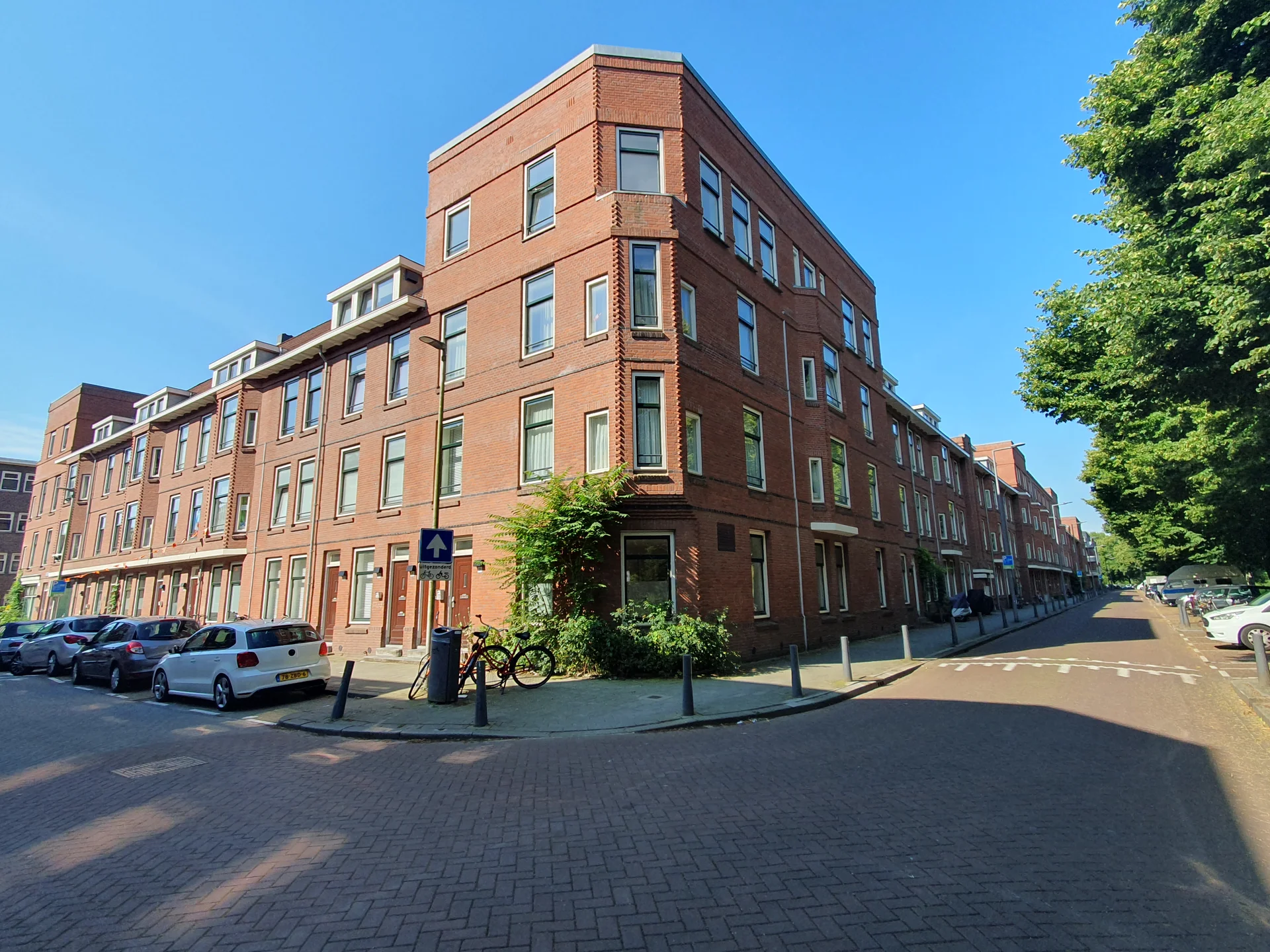 Rental property in Middenhoefstraat 1A, Rotterdam