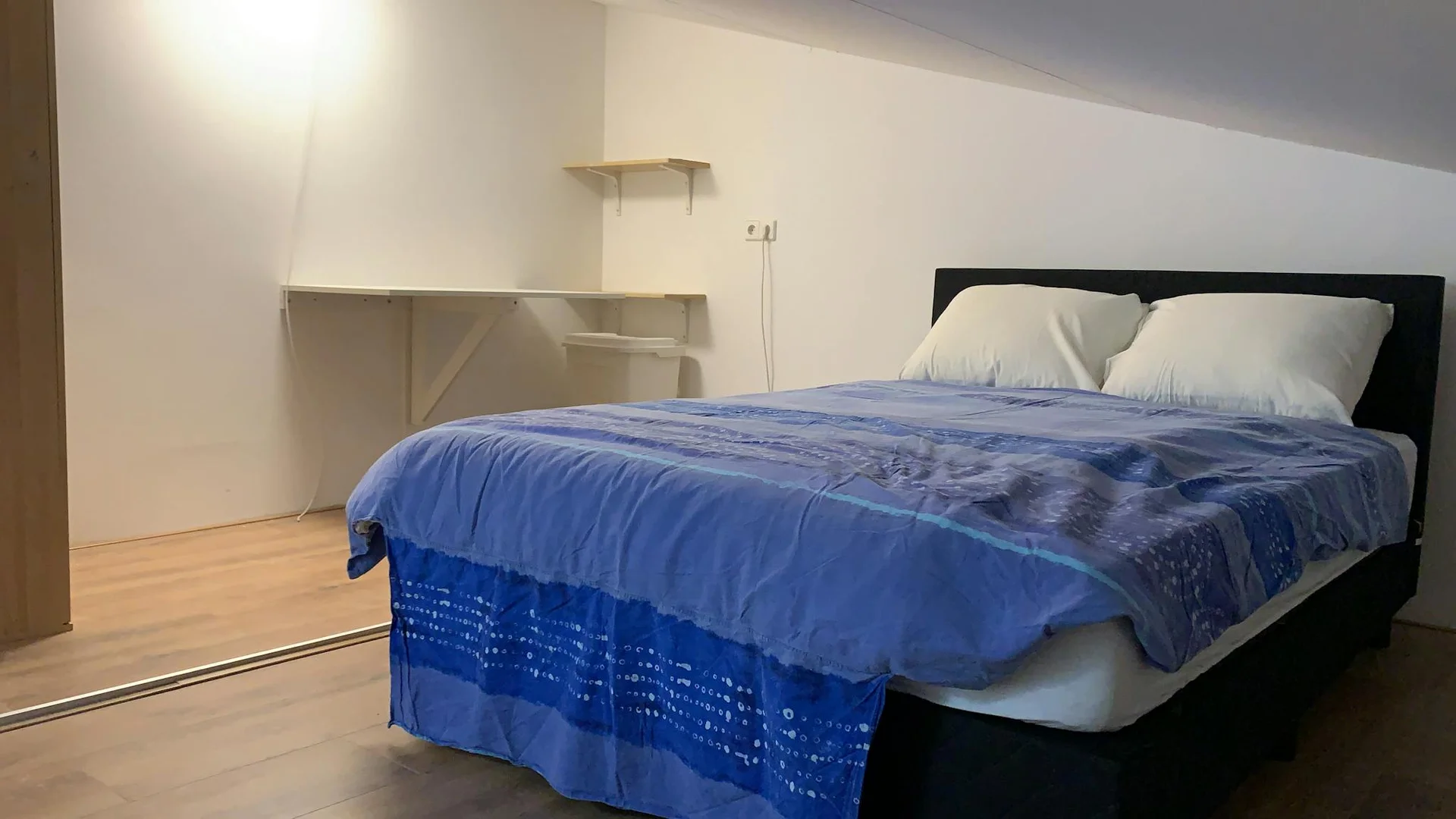 Rental property in Van der Woudendijk, The Hague