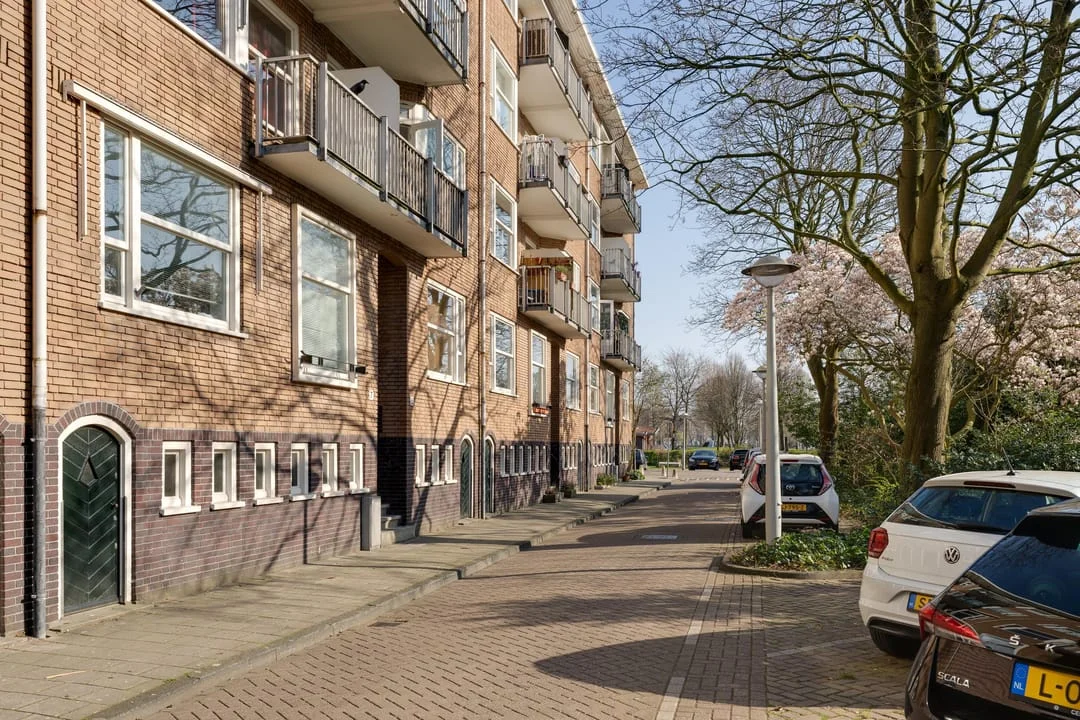 Rental property in Theophilusstraat 5-2, Amsterdam