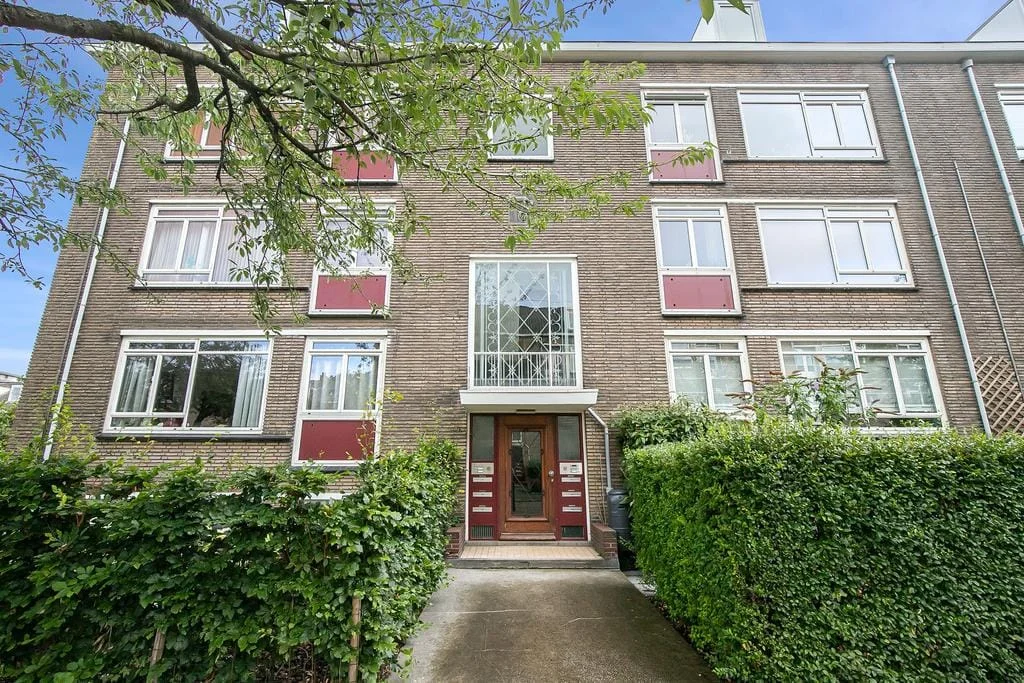 Rental property in Paulinastraat 42, The Hague