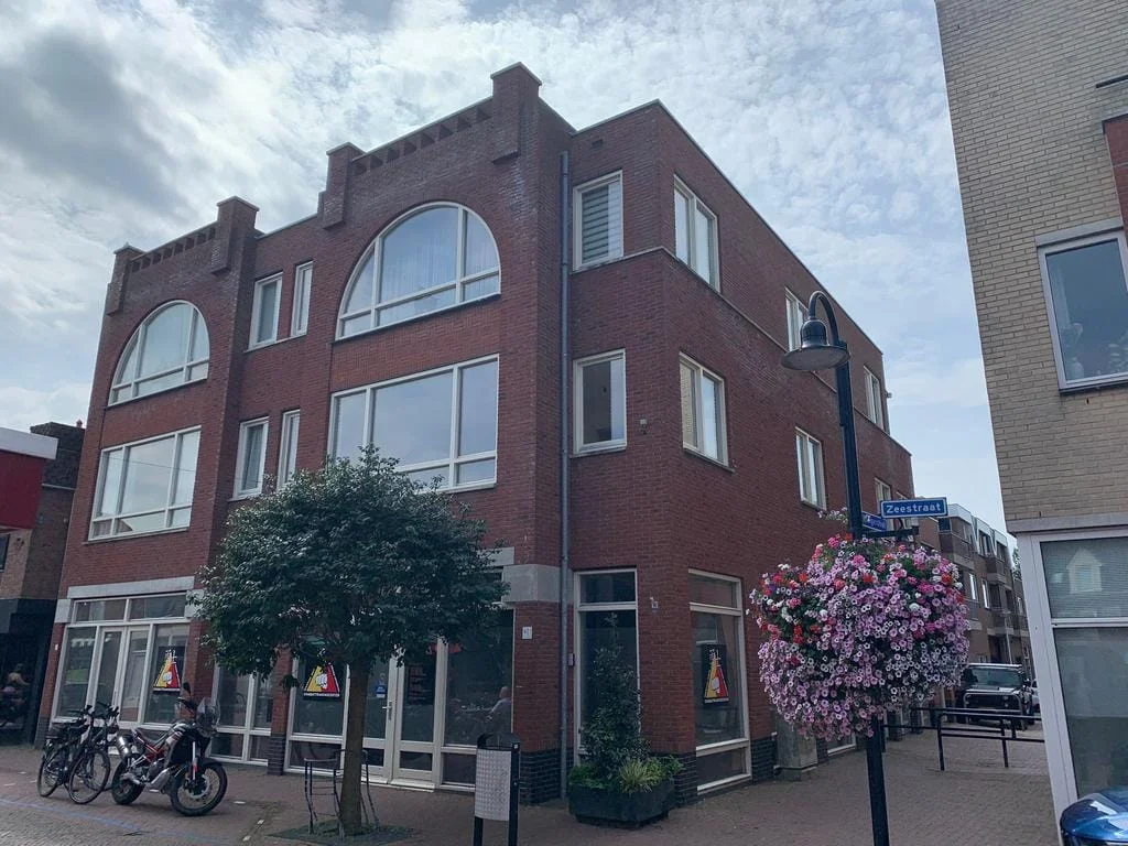Rental property in Zeestraat 12D, Monster