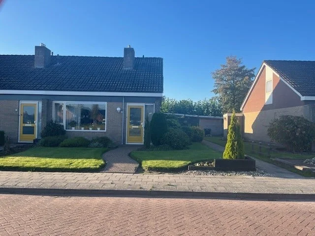 Rental property in De Bjirken 10, De Westereen