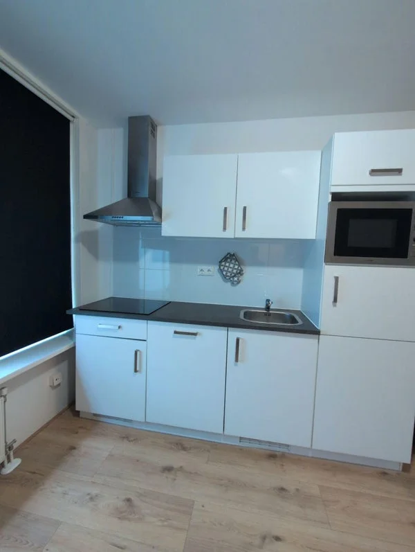 Rental property in Pleinweg 52A, Rotterdam