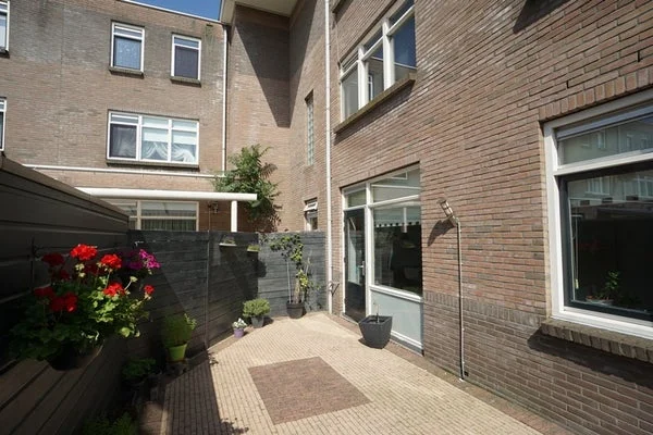 Rental property in Stephensonstraat, Schiedam