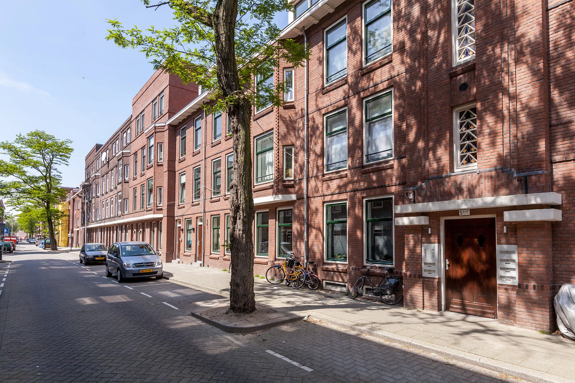 Rental property in Essenburgstraat 9B, Rotterdam