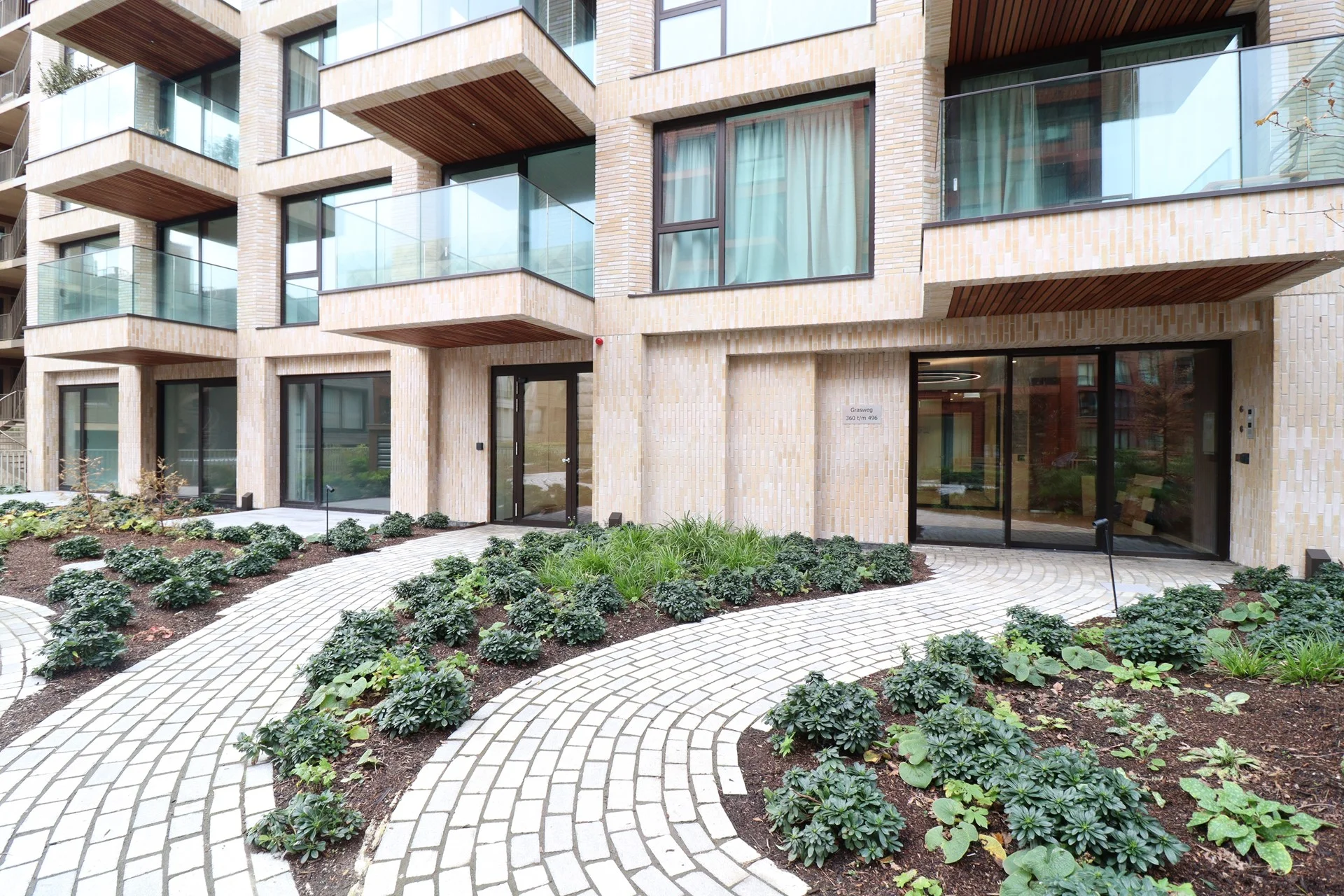 Rental property in Grasweg 360, Amsterdam