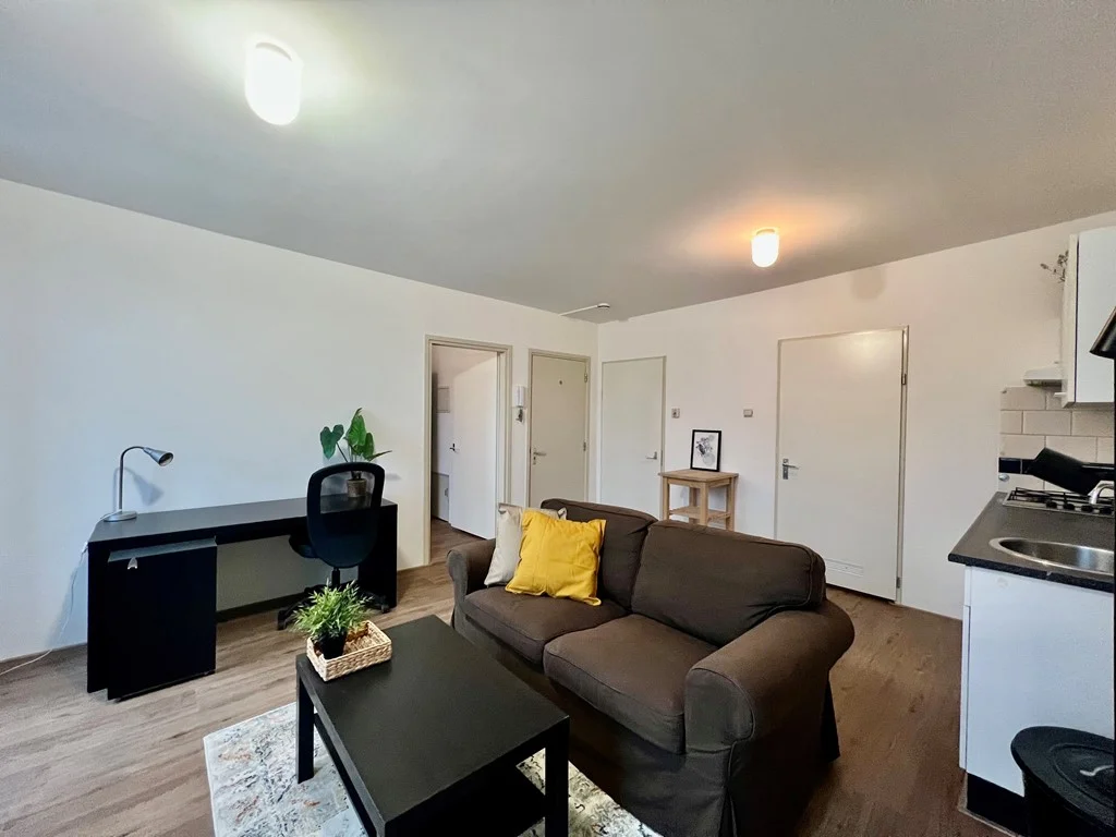 Rental property in West-Kruiskade 49A-02A, Rotterdam