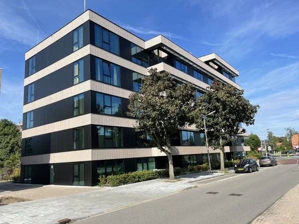 Rental property in Zwarteweg, Naarden