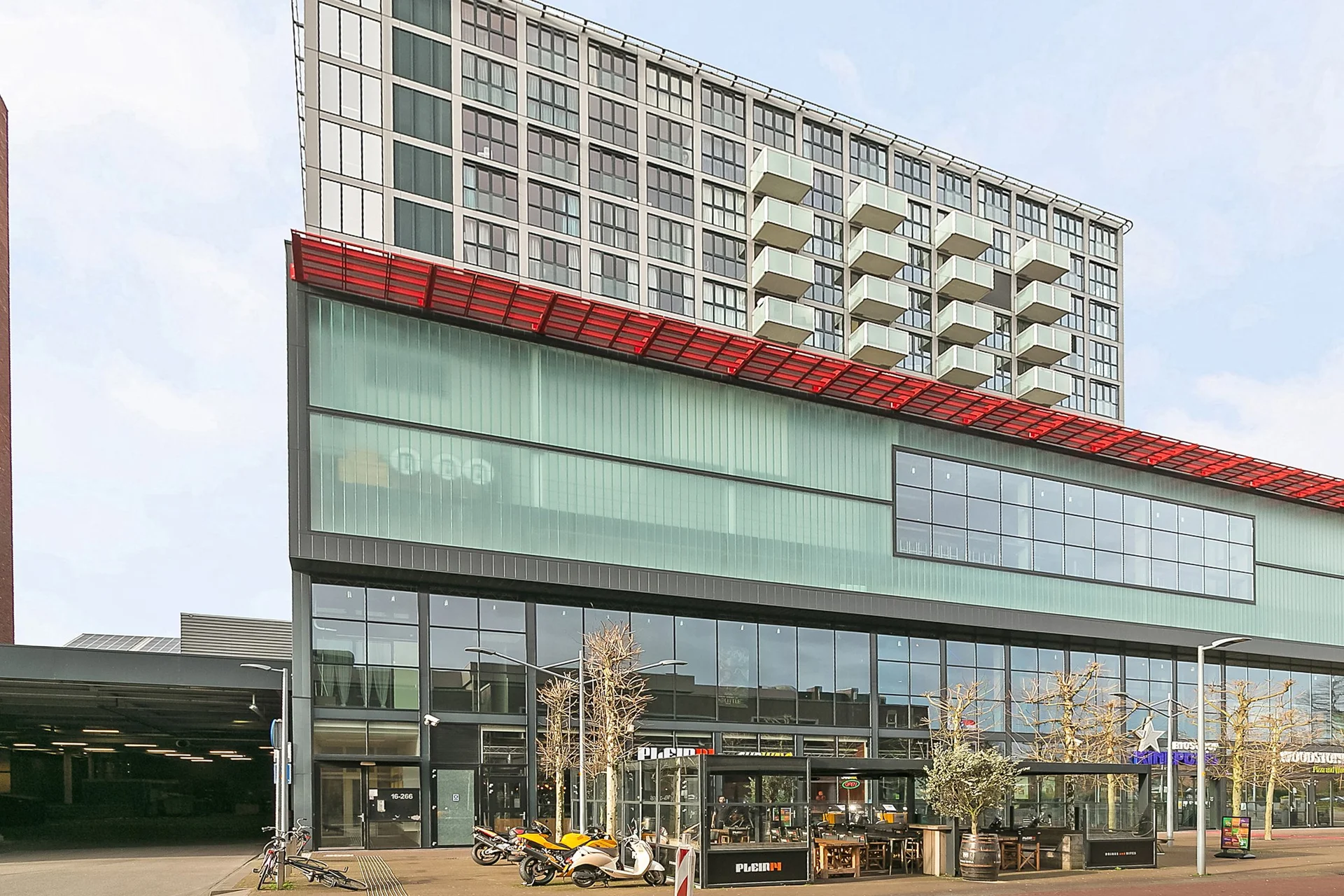 Rental property in Raadhuisplein, Hoofddorp