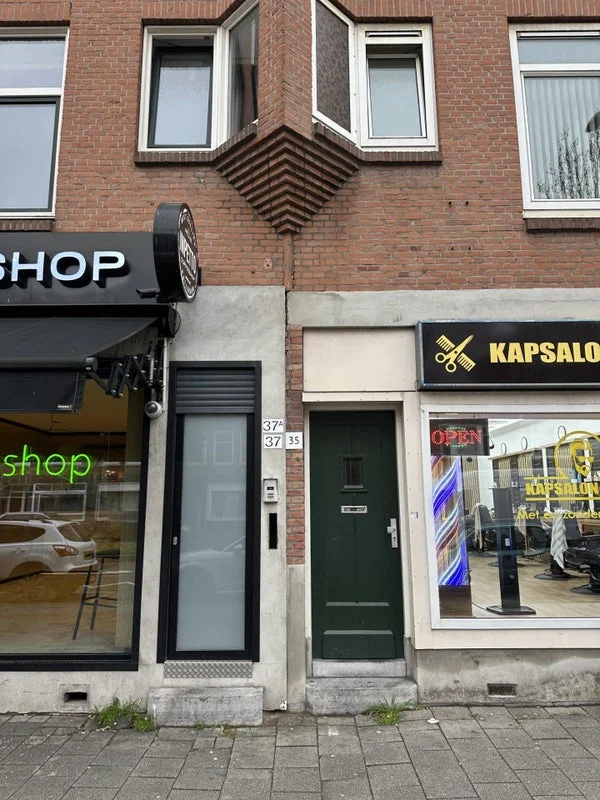 Rental property in Strevelsweg 35B-01, Rotterdam