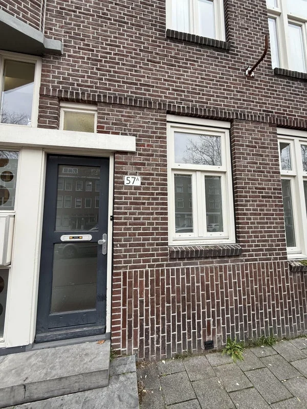 Rental property in Strevelsweg 57A, Rotterdam