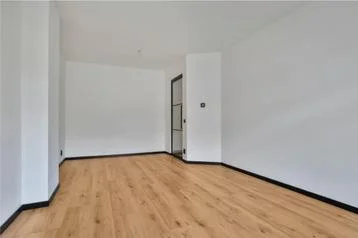 Rental property in Mijnsherenlaan, Rotterdam