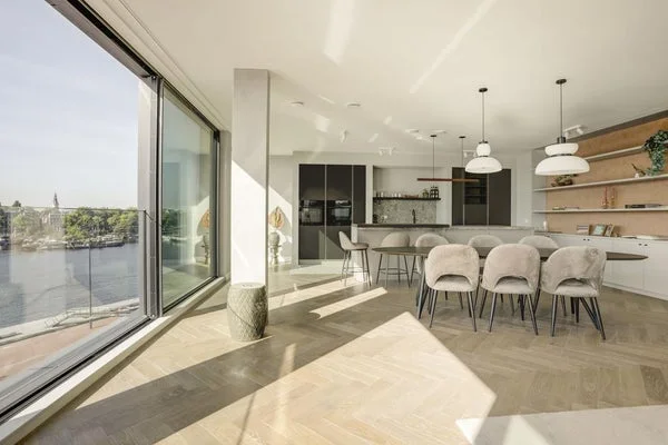 Rental property in Ton de Leeuwstraat 18, Amsterdam