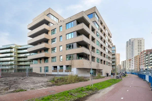 Rental property in Elzenhagensingel 176, Amsterdam