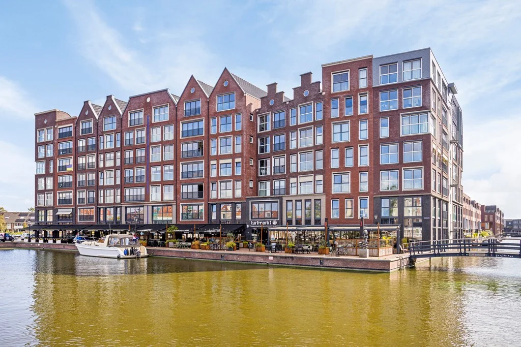 Rental property in Voormeer 64, Alkmaar