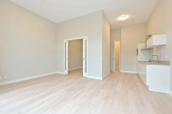 Rental property in Van Alphenstraat 61F, Voorburg