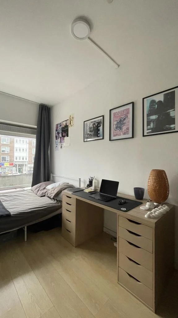 Rental property in Pleinweg, Rotterdam