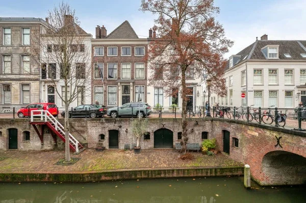 Rental property in Nieuwegracht, Utrecht