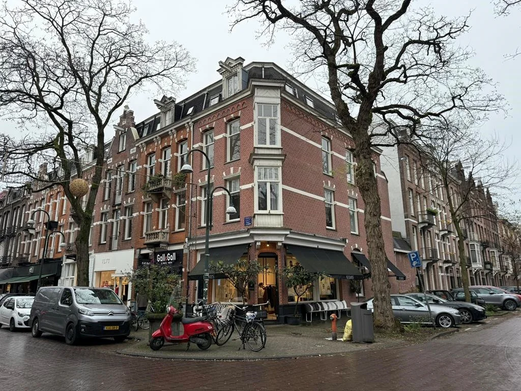 Rental property in Cornelis Schuytstraat 18-H, Amsterdam