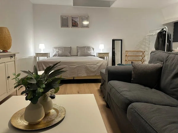 Rental property in Mathenesserweg, Rotterdam