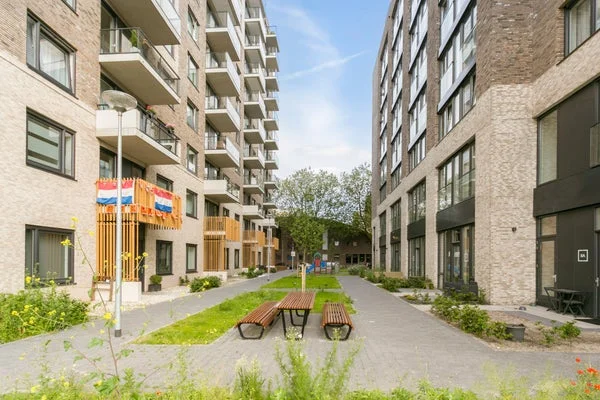 Rental property in 1e Lulofsdwarsstraat 6, The Hague