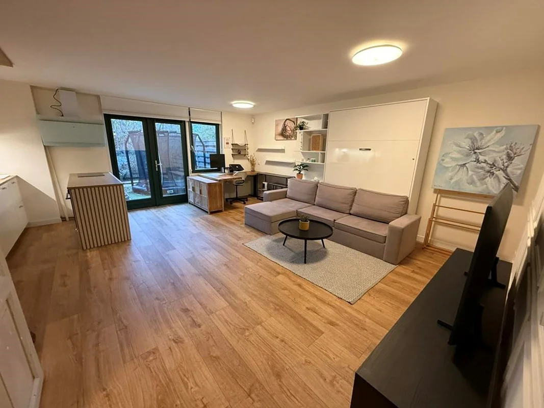 Rental property in Sporadenlaan 61A, Amsterdam