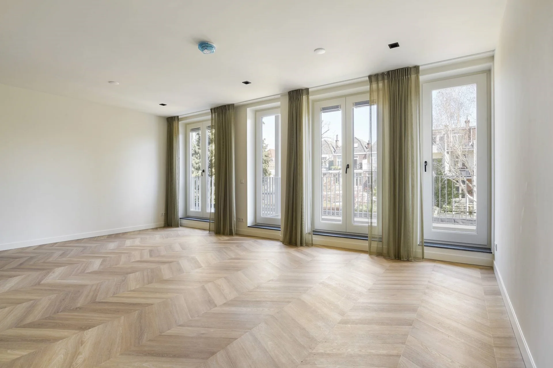 Rental property in Laan van Nieuw-Oost-Indië 14D, The Hague