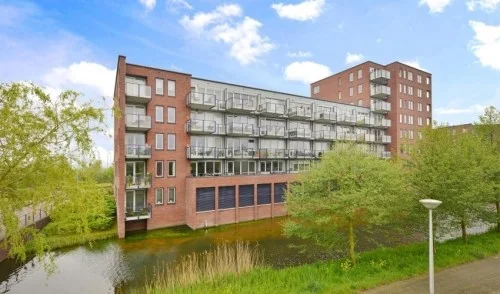 Rental property in Sint Janskruidlaan, Amstelveen