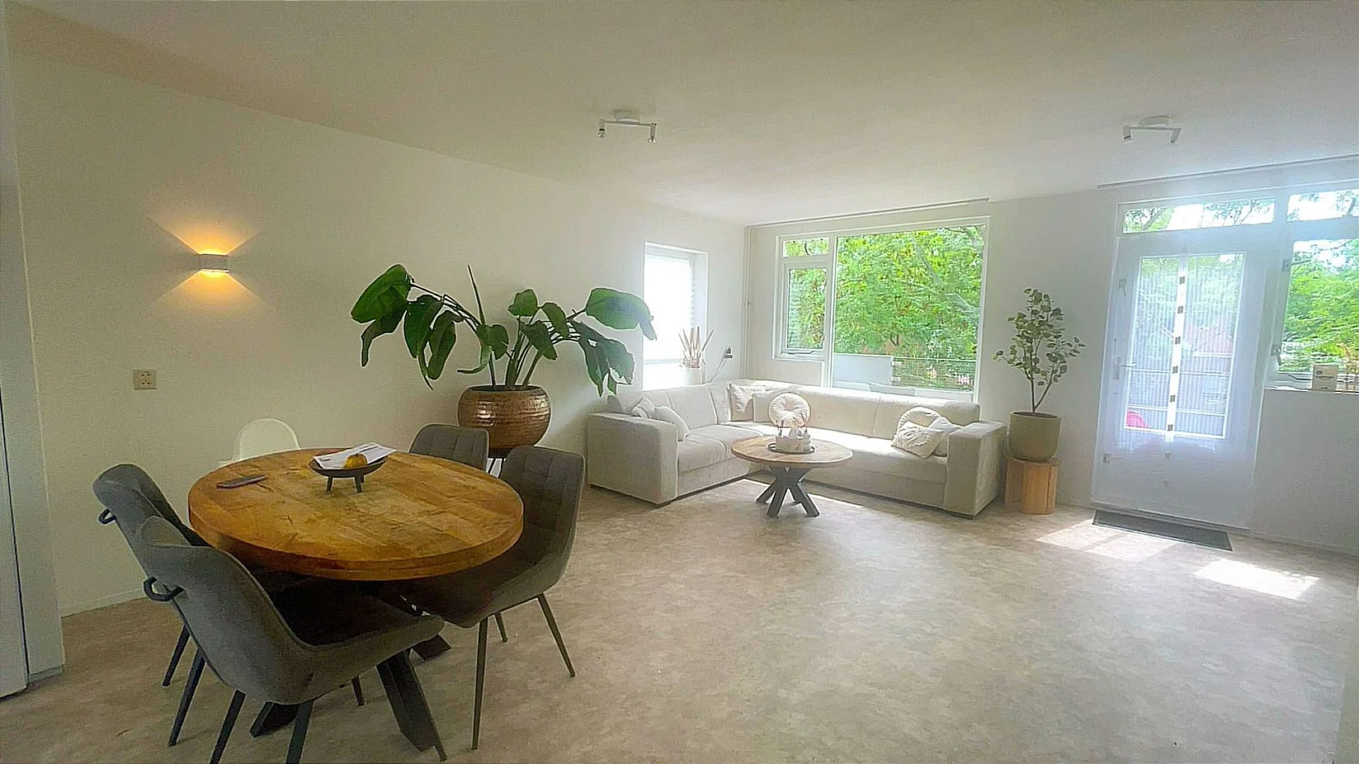 Rental property in Tuniserf, Rotterdam