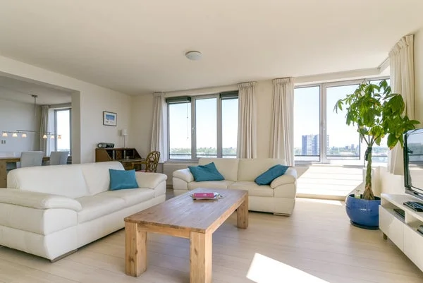 Rental property in Oostelijke Handelskade, Amsterdam