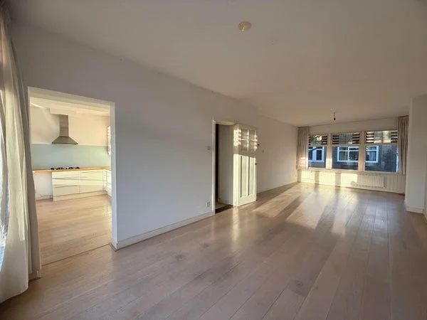 Rental property in Breitnerstraat 38B, Rotterdam