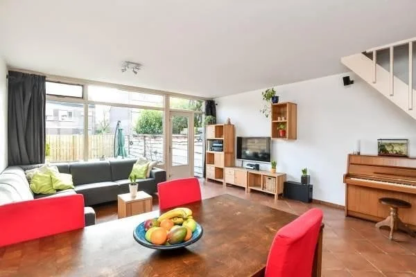 Rental property in Helmondstraat, Arnhem