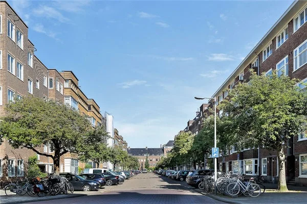 Rental property in Courbetstraat 17-2, Amsterdam