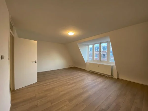 Rental property in Groot Hertoginnelaan, The Hague