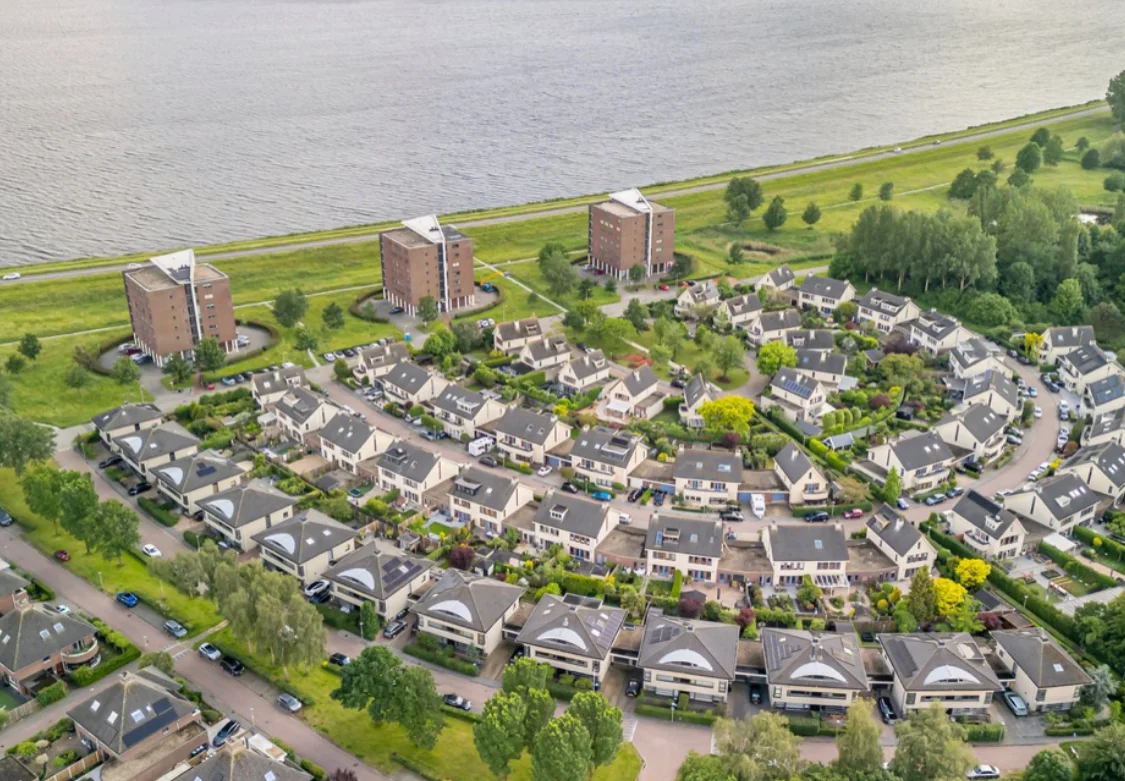 Rental property in Veldweg, Almere