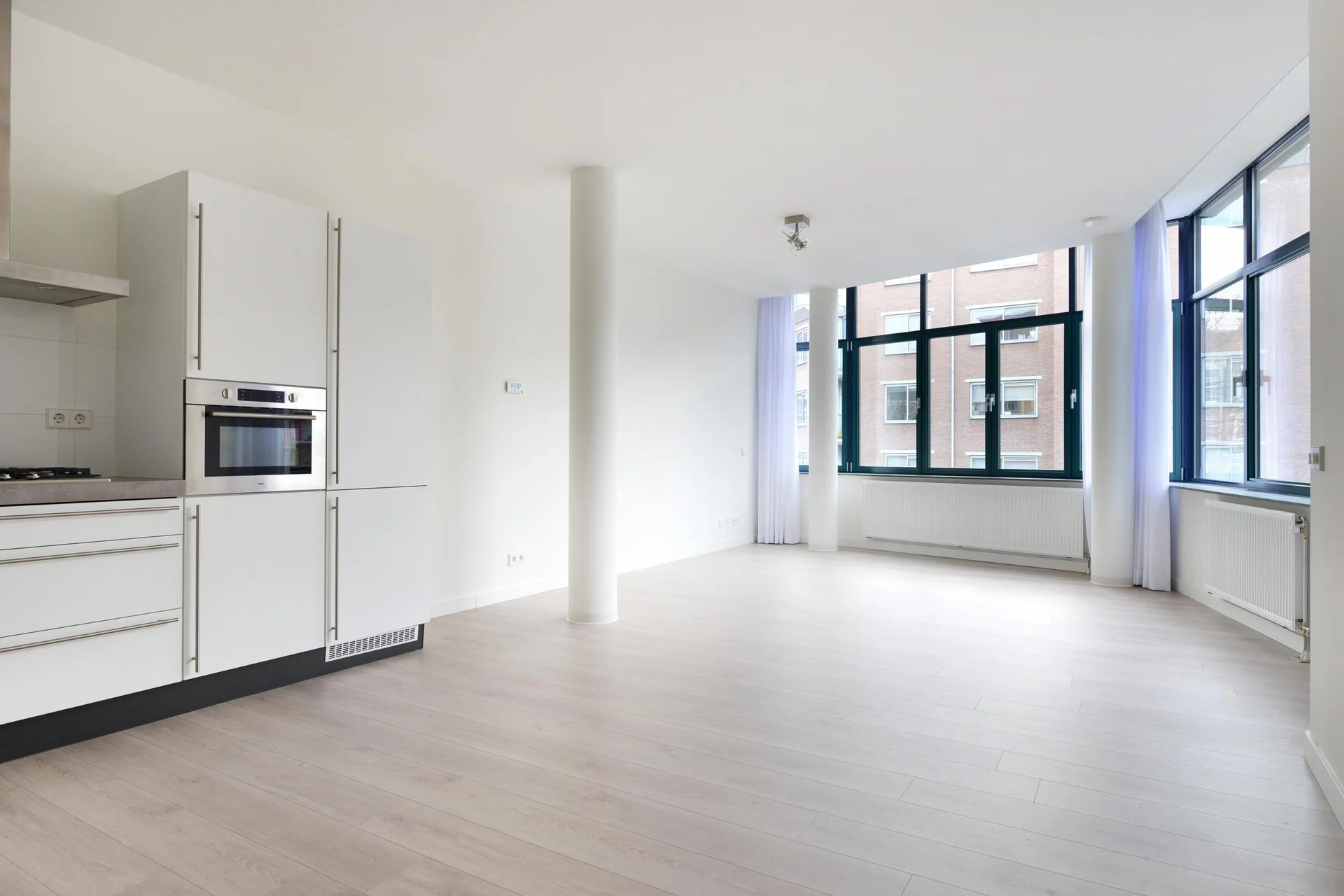 Rental property in Tweede Hugo de Grootstraat 45R, Amsterdam