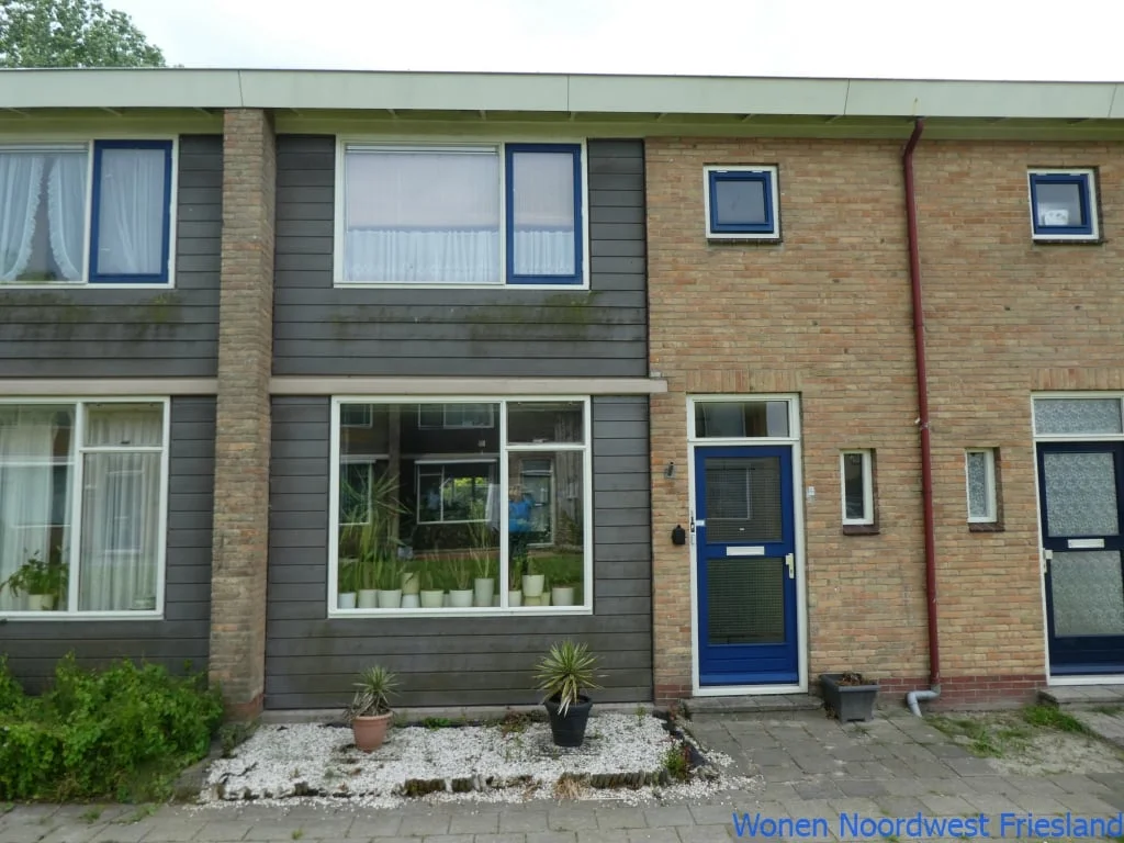 Rental property in Professor Heymansstraat 6, Ferwert