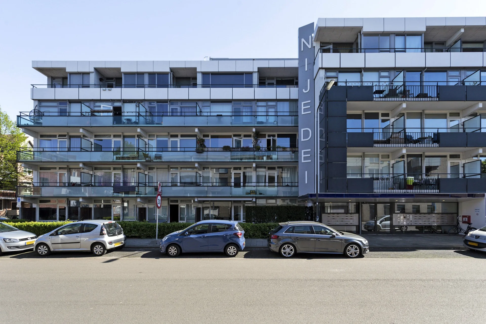 Rental property in Nieuwe Dieststraat 144, Breda