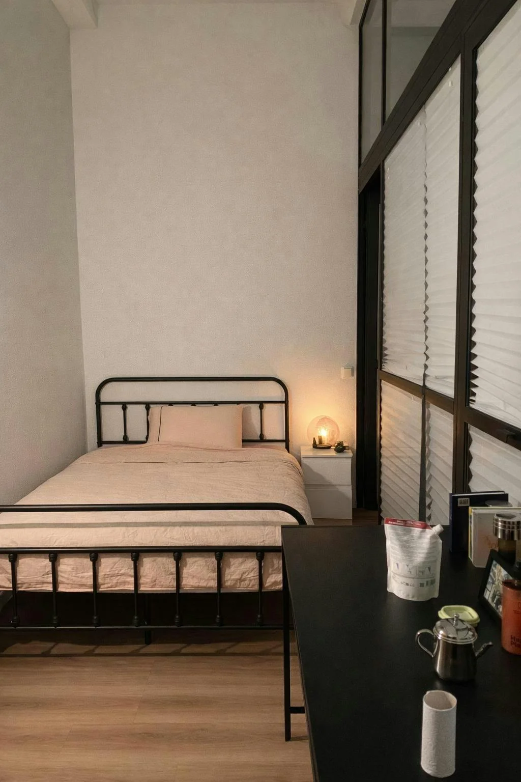 Rental property in Westzeedijk, Rotterdam