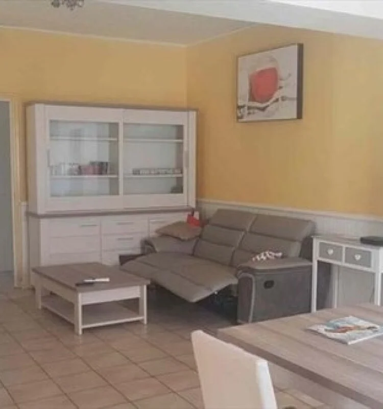 Rental property in Apothekersdijk 10, Leiden