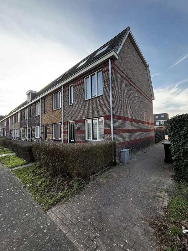 Rental property in Anubisplantsoen 2, Almere