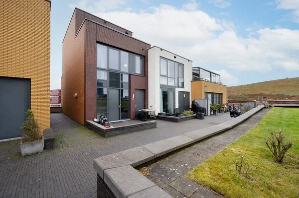 Rental property in Citadel, Almere