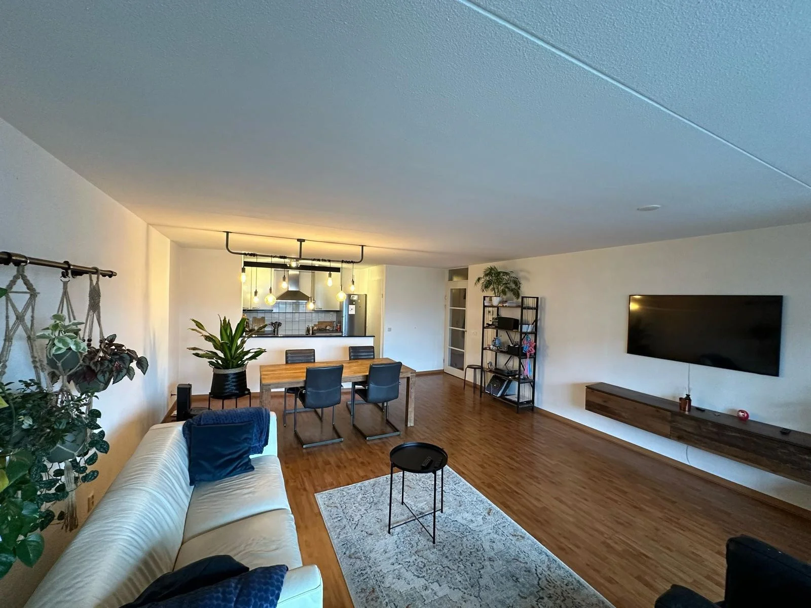 Rental property in Bernsteinstraat 2, Capelle aan den IJssel