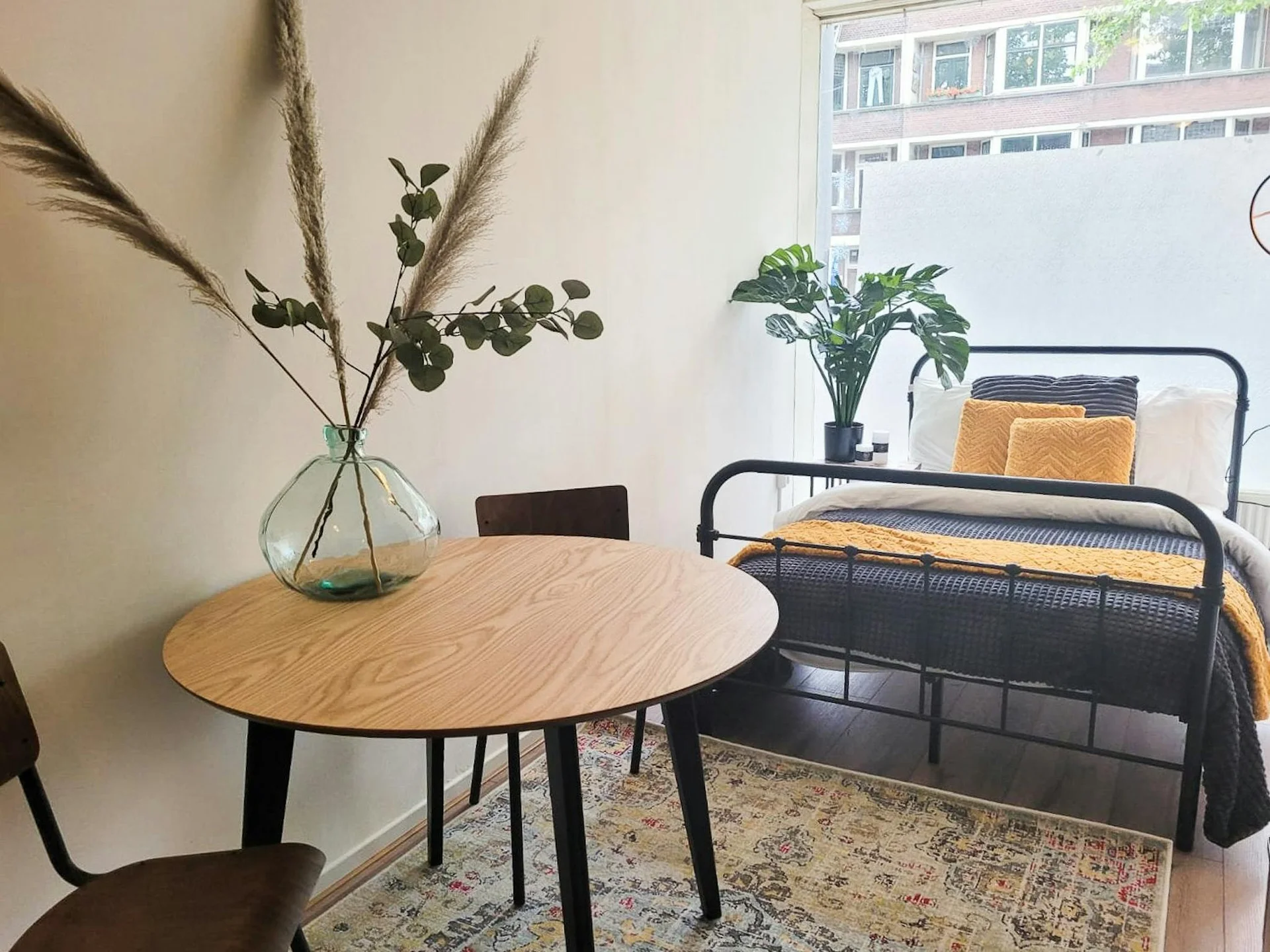 Rental property in Mathenesserweg, Rotterdam