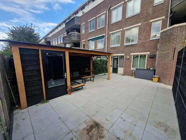 Rental property in Vleutenstraat, Amsterdam