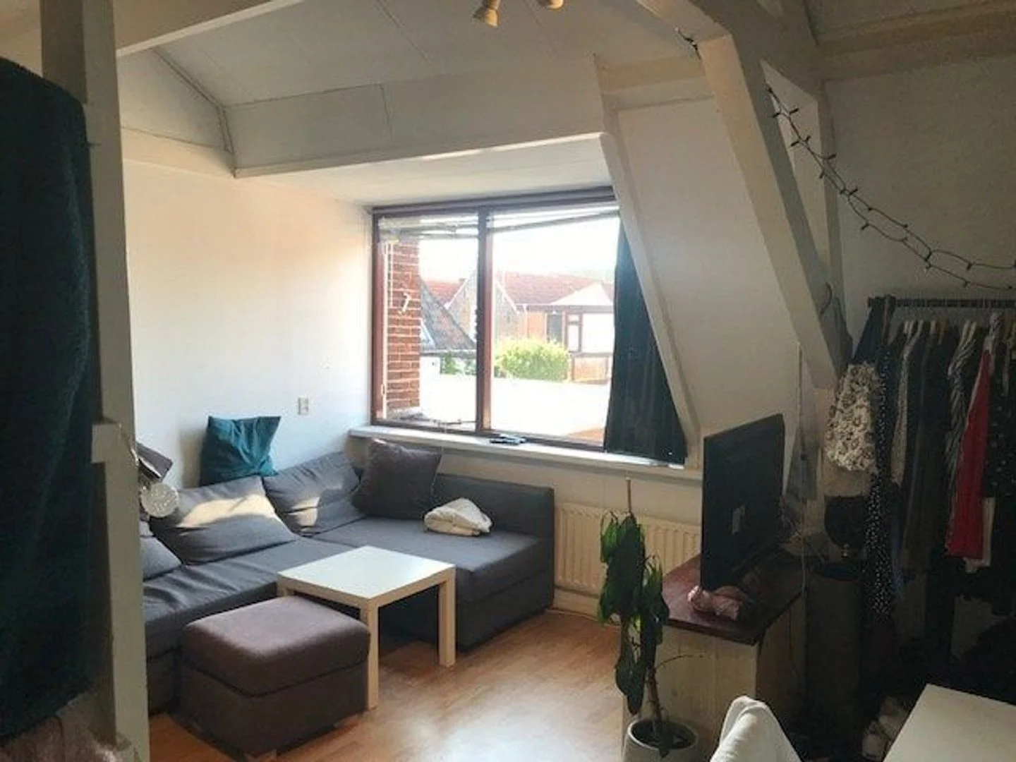 Rental property in Haarlemmerstraat 155, Leiden